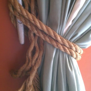 Anchor Bar