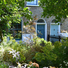 Garden Tour: A City Front Garden With a Wild, Rural Feel