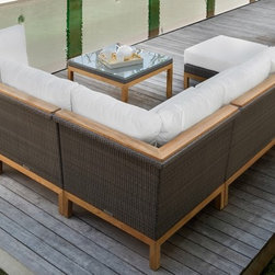 Kingsley-Bate 2017 New Products - Outdoor Sofas