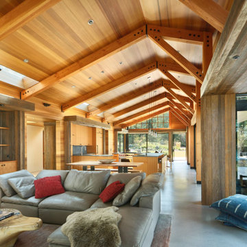 Crane Island Residence