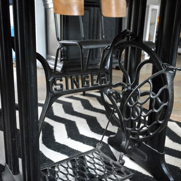 Création d'une table manufacture/ indus' pieds Singer