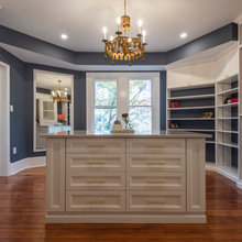 Walk-in closet
