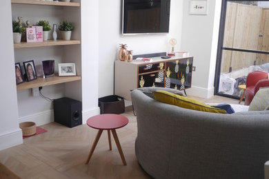 Photo of a contemporary living room in London.