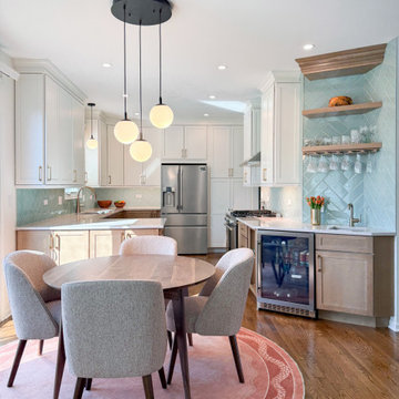 Inviting & Airy Algonquin Kitchen