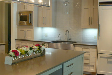 Kitchen - modern kitchen idea in Other