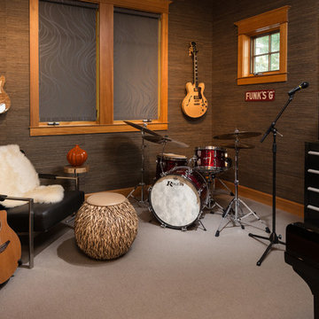 Trenton Avenue | Residential Music Lounge