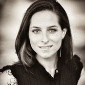 Laura Dante's photo