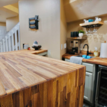 Southwestern Hosting Basement Bar