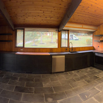 Holmes Dr Kitchen