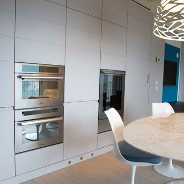 Cucina con parete in boiserie (Seconda dependance)