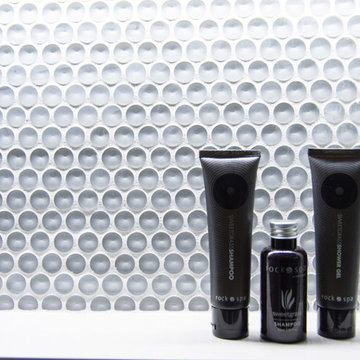 Lighting Play in a Master Bath