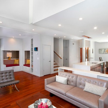 Godfrey Gaisie Home - Family Room/Kitchen