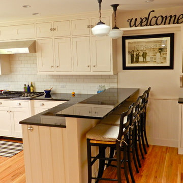 Retro kitchen for 1950 Santa Fe residence