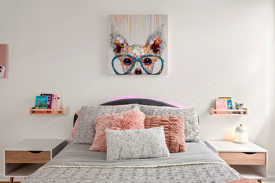 Inspiration for a modern bedroom remodel in Nashville