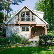 Carriage house
