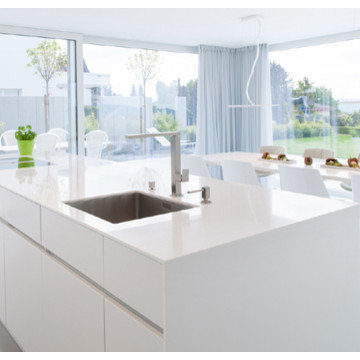 A house in Switzerland:  discreet design in combination with HI-MACS®