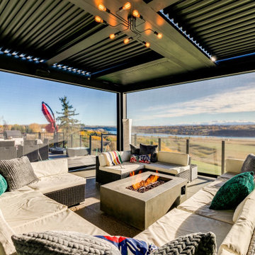 Bearspaw Upper Deck StruXure Pergola with Vanishing TV