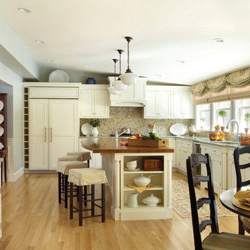 Edison Pendants above Kitchen Island