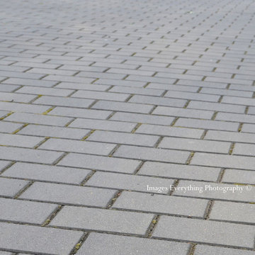 Avellino Custom Masonry- Driveways and Retaining Walls