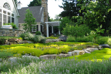 Home design - traditional home design idea in Philadelphia