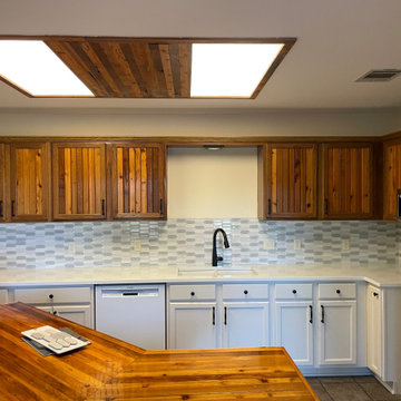 KITCHEN BACKSPLASH - Grey / White / Beige Picket Tile