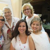 Helen Baptista's photo