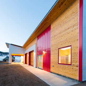 MODERN AGRICULTURAL