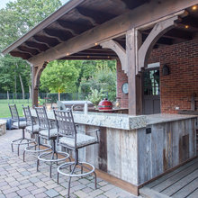 Outdoor Kitchen