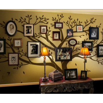 How to create a family photo wall