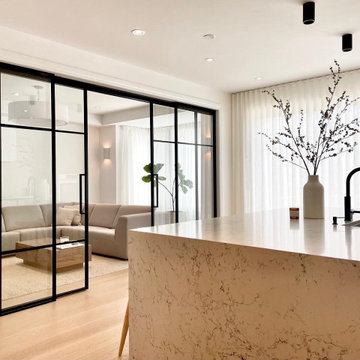 Door & Glazing System (Screens, Sliding & Hinged)
