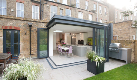 10 baies vitrées XXL ouvrent la maison sur l'extérieur