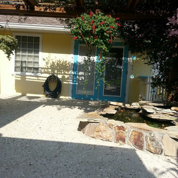 Seashell Courtyard / Pond