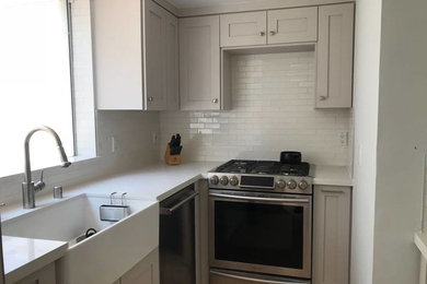 Kitchen - kitchen idea in Los Angeles