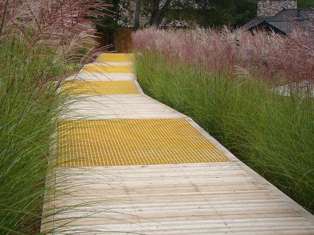 Contemporary Trädgård by Randy Thueme Design Inc. - Landscape Architecture