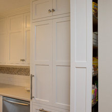 Lake Kitchen