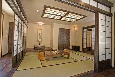 Dining room - dining room idea in Denver