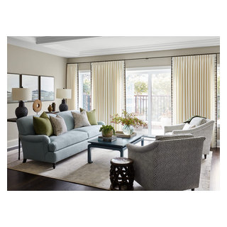 Lincoln Park Home - Transitional - Living Room - Chicago - by Gemma ...