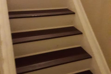 Elegant staircase photo in Miami