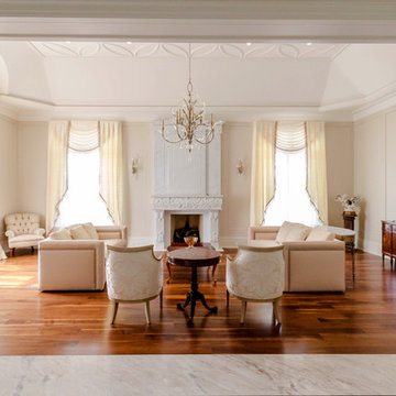 CUSTOM ESTATE
