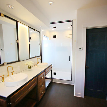 Bathroom 906