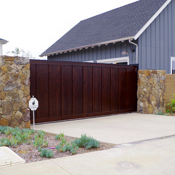 Solar Powered - Driveway Gate - Encinitas, CA