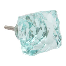 Knobs and Pulls