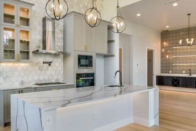 Minimalist kitchen photo in Austin