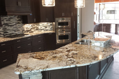 Kitchen photo in Orlando