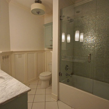 Bathroom/Laundry Room