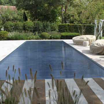 Fertigbecken 12 x 4,5 x 1,5m mit Mosaik nach Kundenwunsch belegt