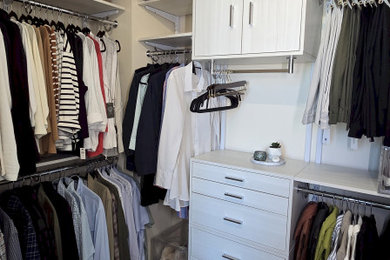 Inspiration for a transitional closet remodel in Austin