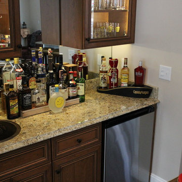 Laundry/ Fireplace/ Bar