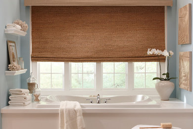 Example of a classic bathroom design in Grand Rapids