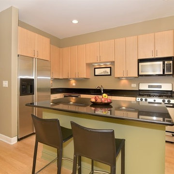 4 Level RiverWalk Townhome